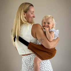 Alternative view of Tuvu Baby & Toddler Hip Carrier – Brown Corduroy