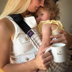 Tuvu Baby & Toddler Hip Carrier – Beige Houndstooth - Image 3